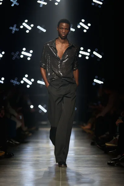 Look 59